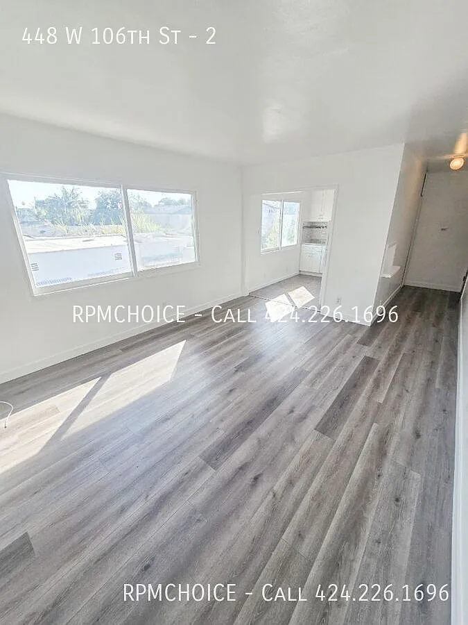 Building Photo - 448 W 106th St #2