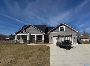 1170 Crestlake Rd, Southside, AL 35907