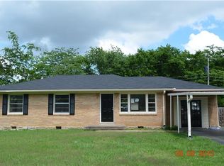 17 Walker Cir, Clarksville, TN 37042