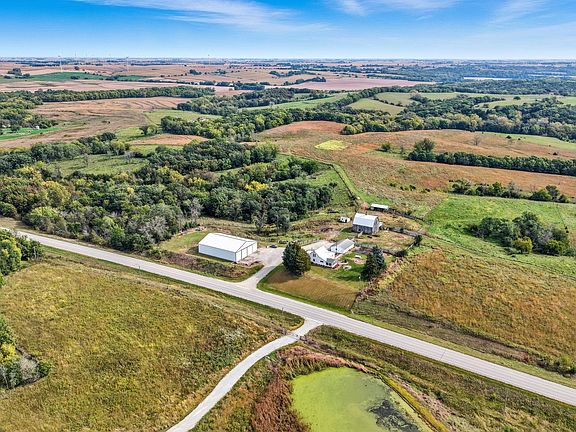 3rd image of 2040 Stuart Rd