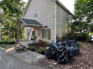 559 Curt Dotson Dr, Clayton, GA 30525