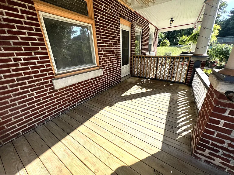 508 W Harvey St #2 — Photo 3