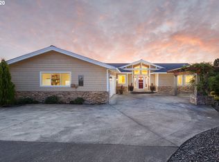 1060 Mordred Ct, Tillamook, OR 97141