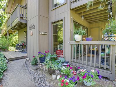 7732 SW Barnes Rd UNIT D, Portland, OR, 97225