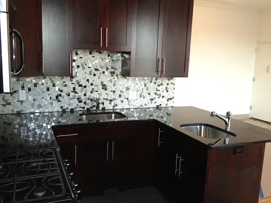 Rented by Mdays Realty | media 26