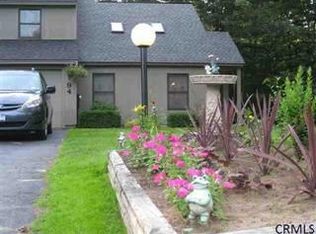 94 Thimbleberry Rd, Malta, NY 12020