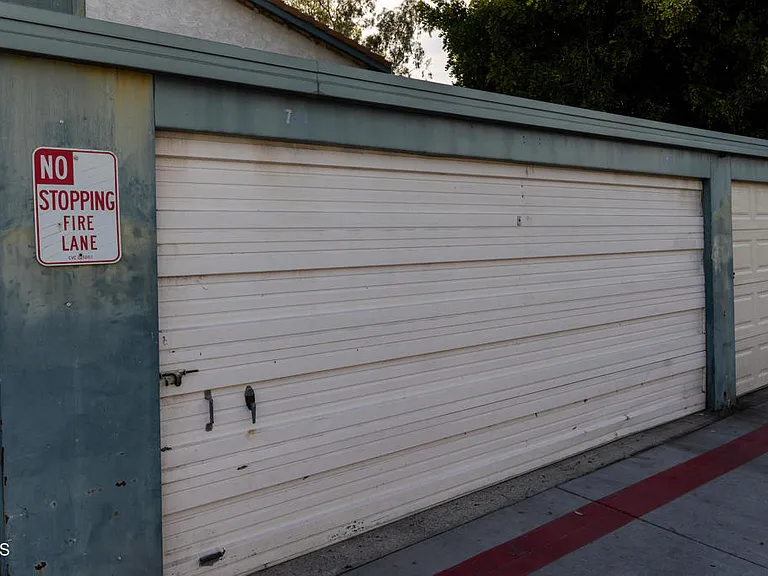126 E Ventura St #F — Photo 15