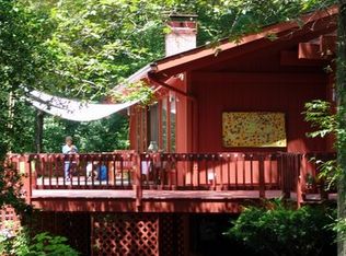 690 Iona Ln, Lusby, MD 20657