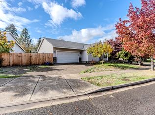 650 Mary Dr, Molalla, OR