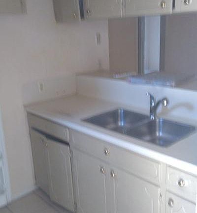 4th image of 3804/3808 N 8th St Unit 8