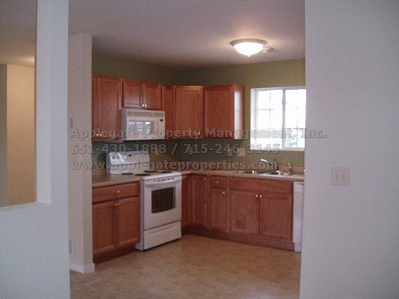 3rd image of 1319 216th Ave