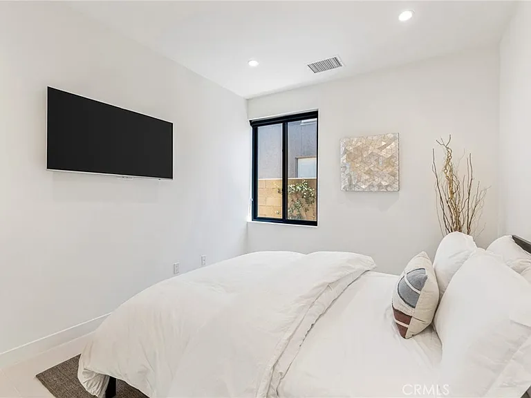80694 Castillo Del Areana — Photo 33