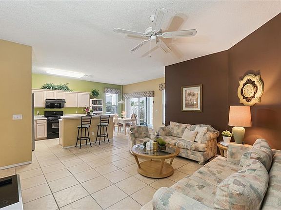 3rd image of 765 Jaybee Ave