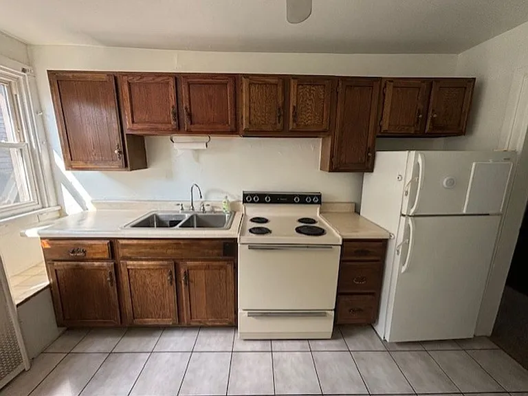 609 S Braddock Ave — Photo 13