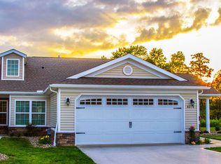 Redwood Holt, Holt, MI 48842