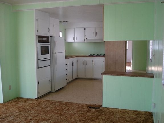2nd image of 2700 E Valley Pkwy Spc 187