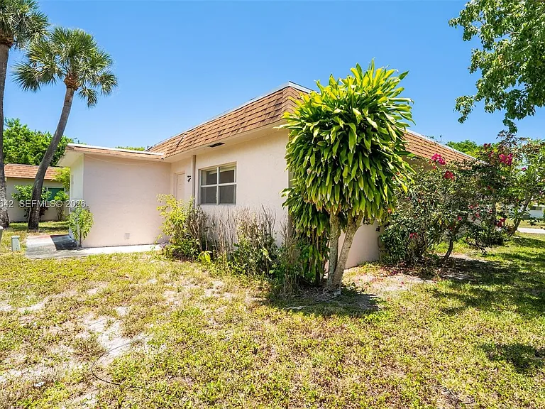 3645 SW Natura Ave #D — Photo 25