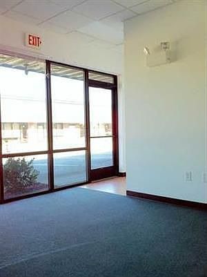 2nd image of 2925 Boundary St Ste 19