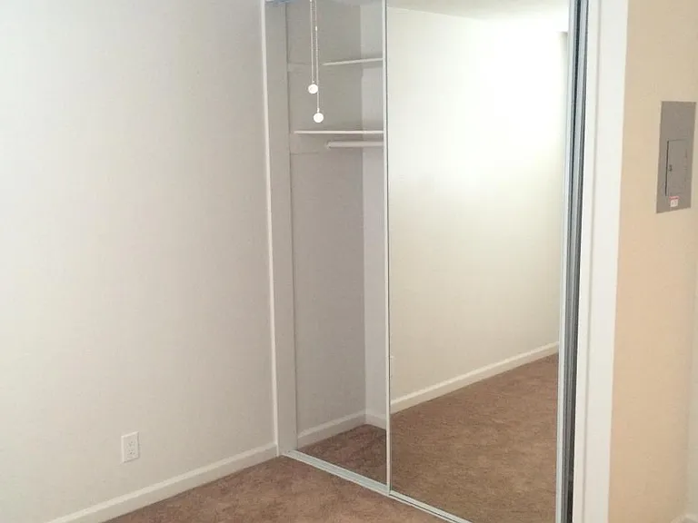 Mirabella Apartments — Photo 6