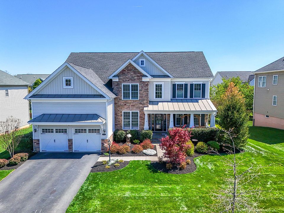 1st image of 5853 Waterloo Bridge Cir