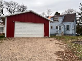 10 Grand Ave S, Kensington, MN 56343