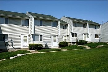 2nd image of 2000 S Cleveland Ave #3016