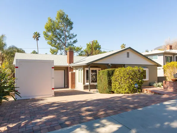 1302 E Loma Alta Dr, Altadena, CA 91001