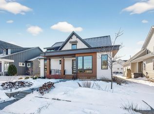 11425 Wildflower Dr N, Lake Elmo, MN 55042