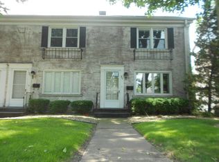 927 N Raynor Ave, Joliet, IL 60435