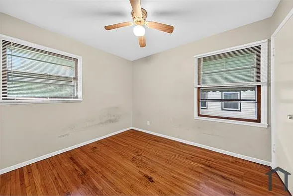 10409 Renfrew Dr — Photo 14