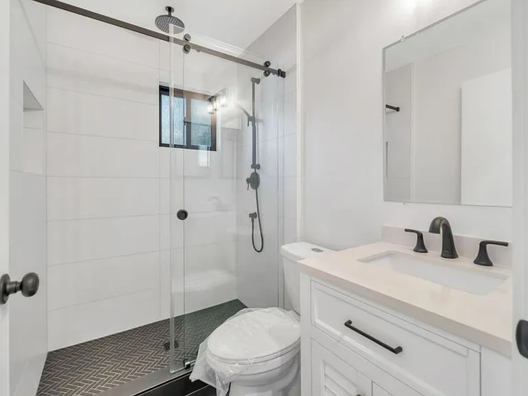 20255 Glasgow Dr — Photo 8