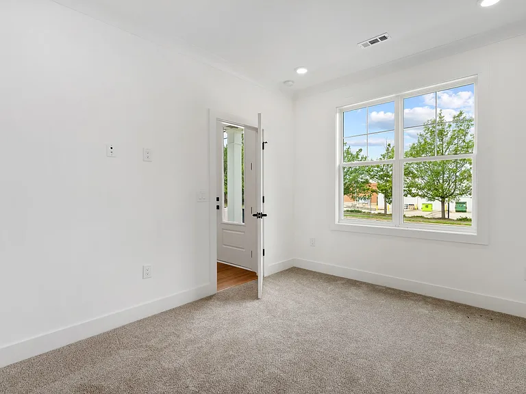 4603 1/2 Malone Ct — Photo 22