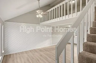 90 Park St #102 — Photo 13