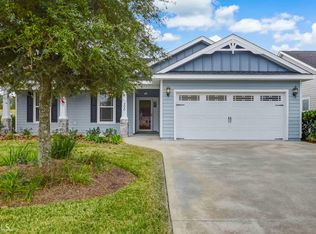 200 Waters Edge Dr, Kingsland, GA 31548
