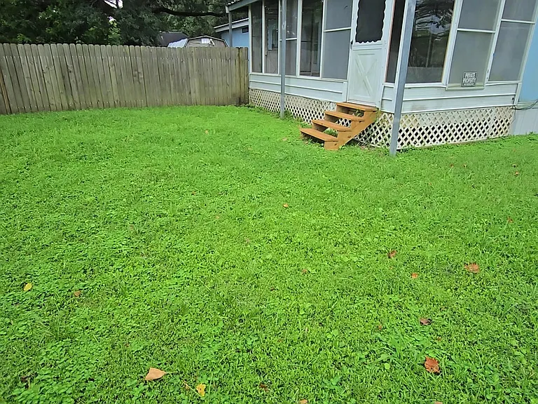 203 Iowa St — Photo 33