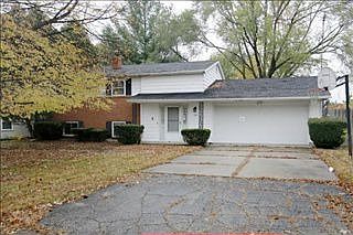 1st image of 104 Sherwood Dr