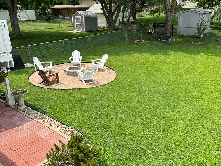 4817 Southwood Dr — Photo 3