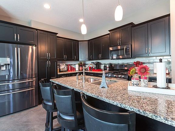 5th image of 3176 Whispering Trails Ave