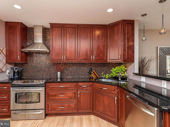 2nd image of 7627 S Arbory Ln #363