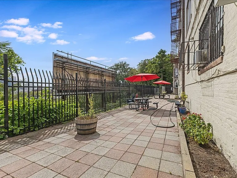 108 Palisade Ave #A2 — Photo 26
