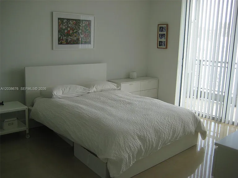 90 SW 3rd St #4311 — Photo 7