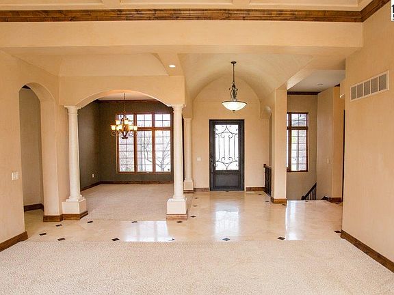 2nd image of 3805 Boxwood Ct