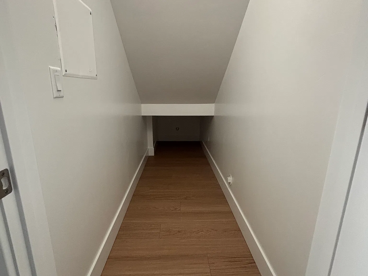 3 bed, 2.5 bath, 1676 sqft, $1,850 — Photo 3