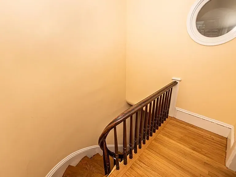 349 Crescent St #2 — Photo 12