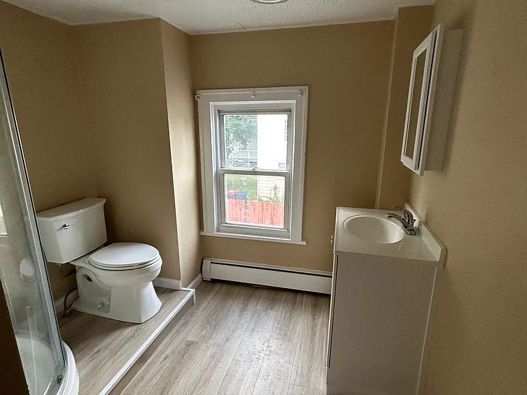 144 Market St #2 — Photo 7