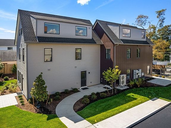2nd image of 3B Wilson St #3B
