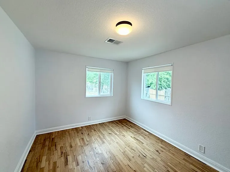 7360 Orchard Ct — Photo 10