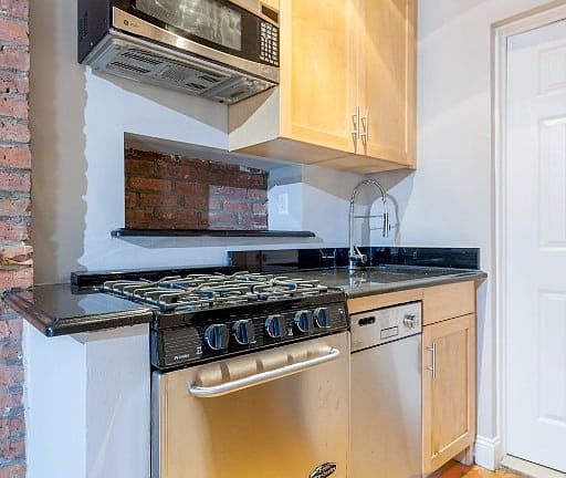 4th image of 44 Avenue B #2E