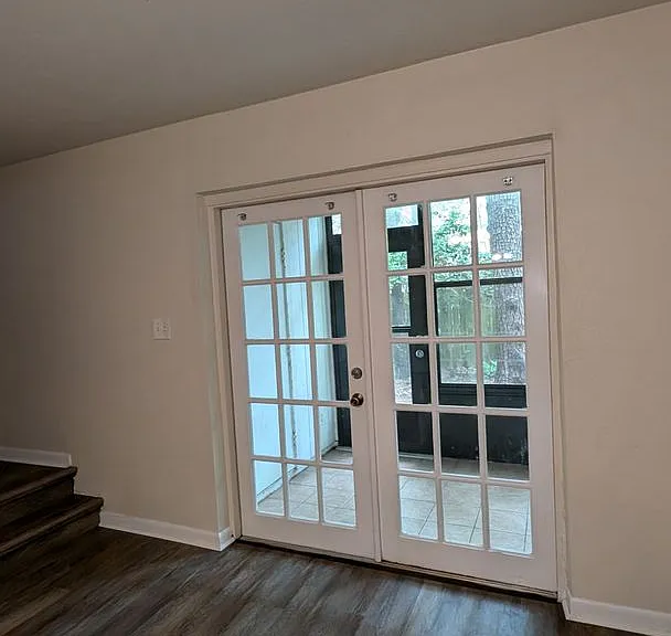 6943 SW 45th Ave — Photo 4
