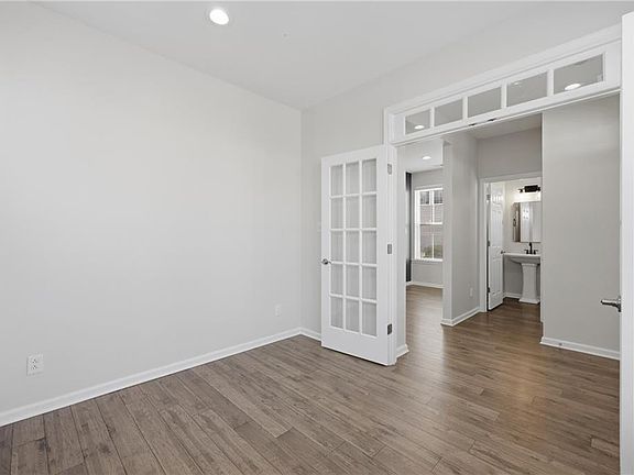 5th image of 1434 Independence Blvd